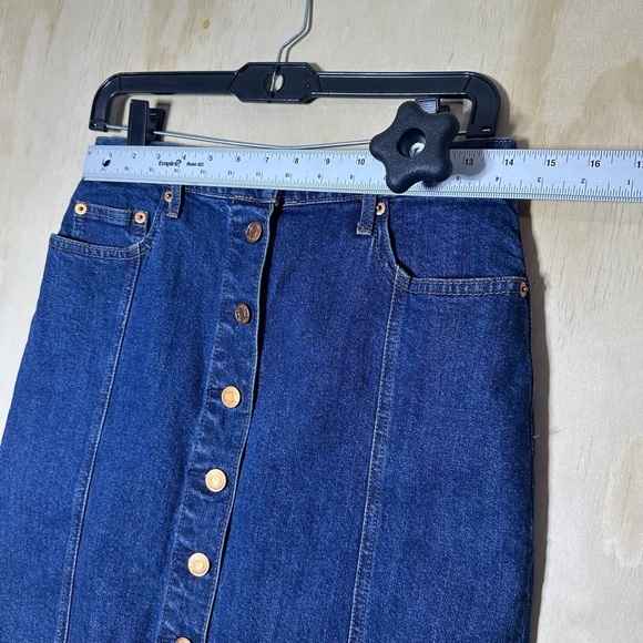 GAP Women’s Blue Denim A-Line Skirt with Button Detail Size 27 Petite - Picture 4 of 11